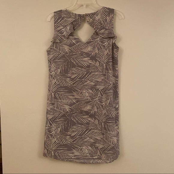 Lavender dress - Picture 4 of 5